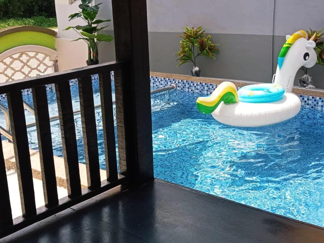 Vila Private Pool Cassa Dinies, Wifi , Bbq,10 Pax Rantau Panjang Exteriér fotografie