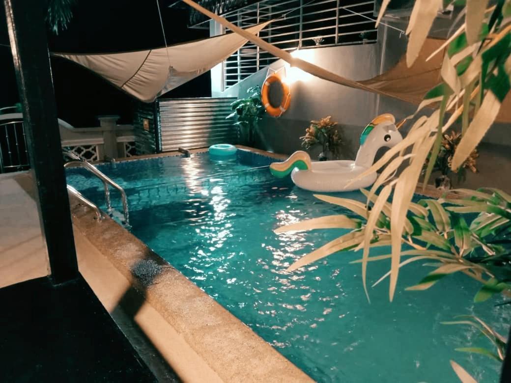 Vila Private Pool Cassa Dinies, Wifi , Bbq,10 Pax Rantau Panjang Exteriér fotografie