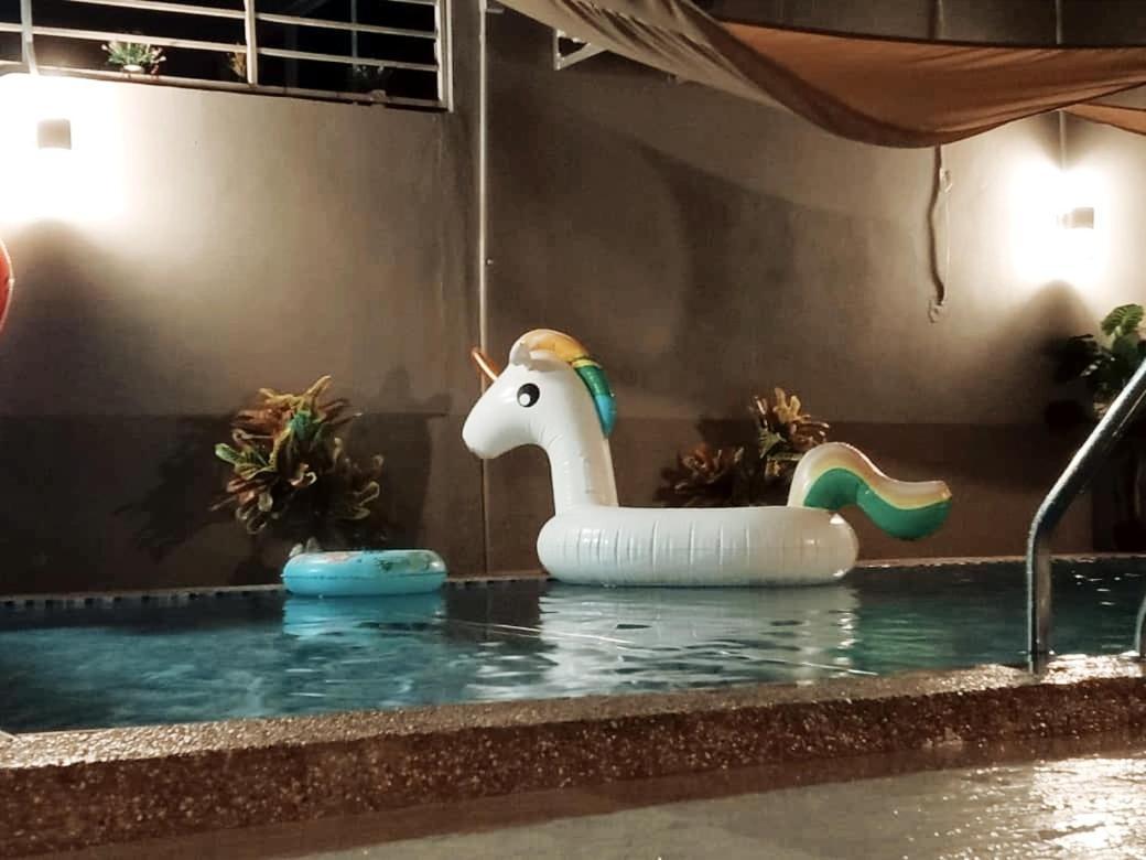 Vila Private Pool Cassa Dinies, Wifi , Bbq,10 Pax Rantau Panjang Exteriér fotografie