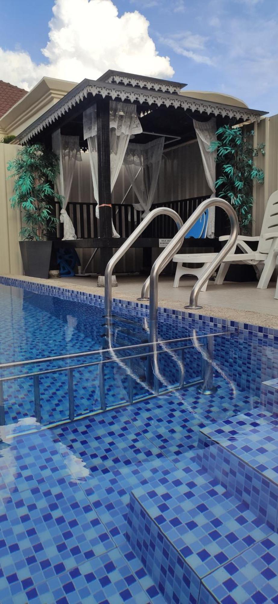 Vila Private Pool Cassa Dinies, Wifi , Bbq,10 Pax Rantau Panjang Exteriér fotografie